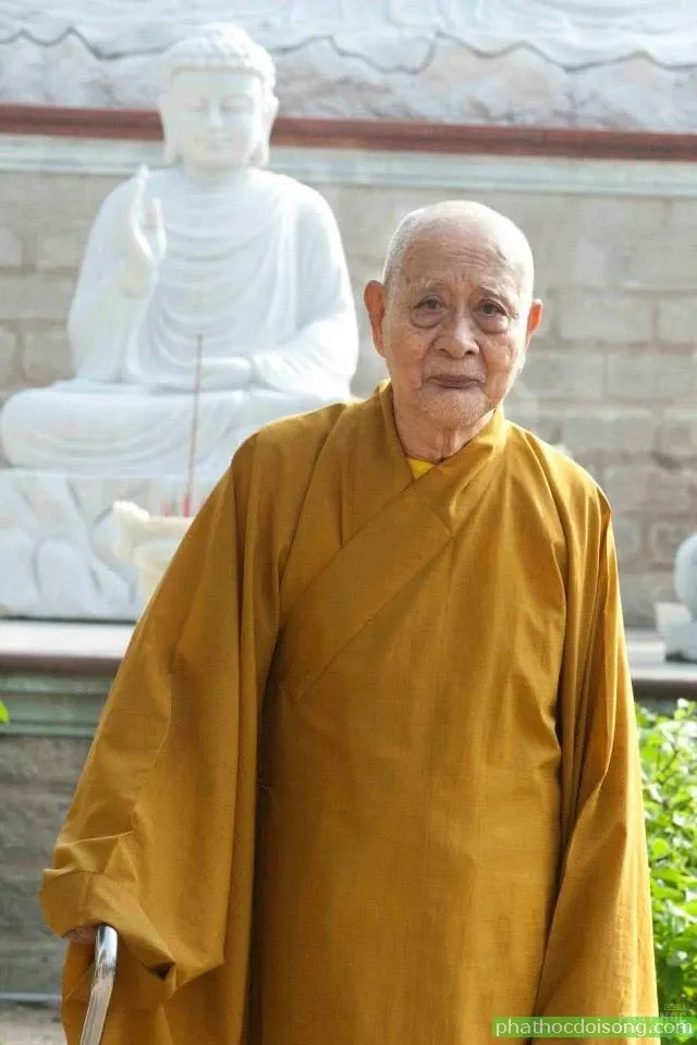 Chùm ảnh Đại lão HT Thích Tắc An lúc sinh tiền image-1732292237061