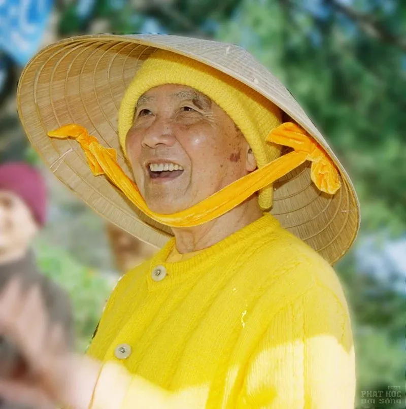 Chùm ảnh đẹp: Thiền sư Thích Thanh Từ image-1731747872032