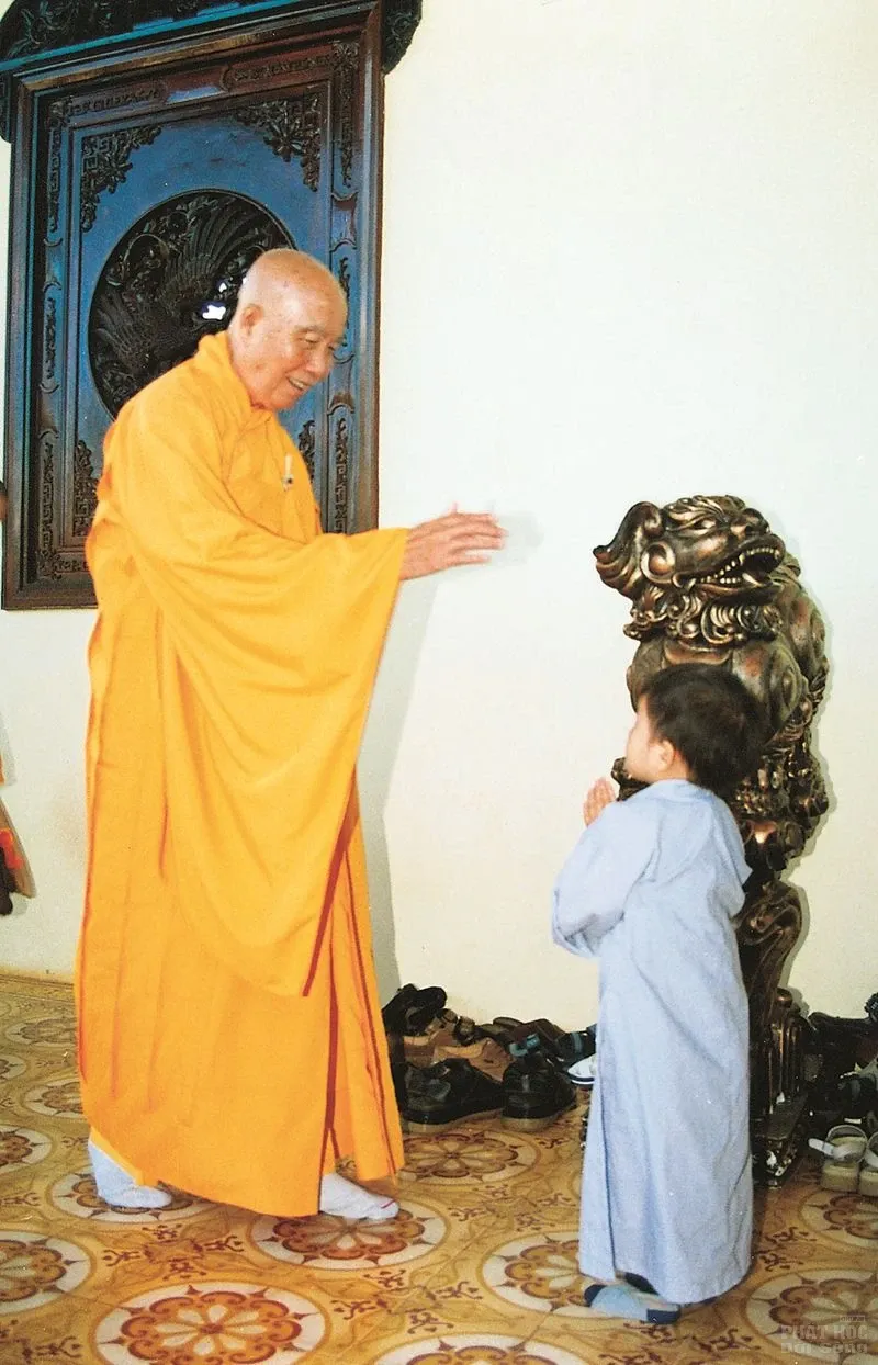 Chùm ảnh đẹp: Thiền sư Thích Thanh Từ image-1731747883432