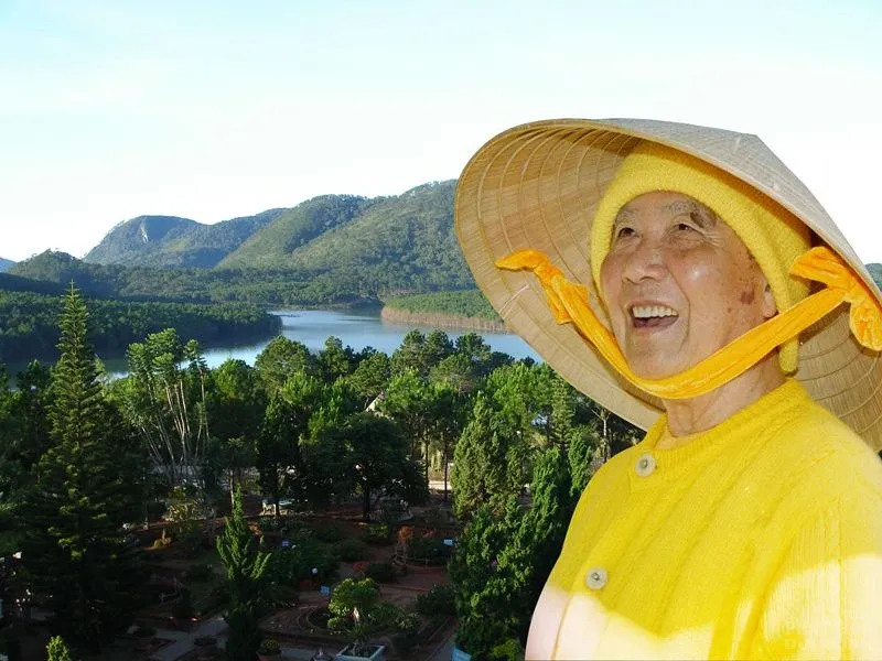 Chùm ảnh đẹp: Thiền sư Thích Thanh Từ image-1731747894139