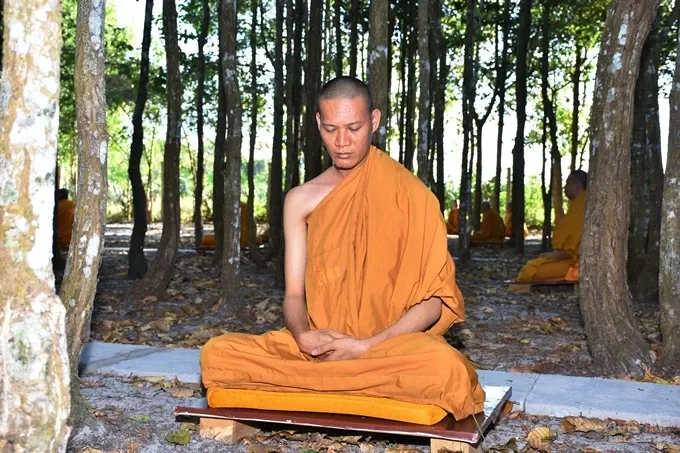 Chùm ảnh khóa tu ngày thứ 3 của Tăng đoàn hệ phái Khất sĩ 8 Chùm ảnh khóa tu ngày thứ 3 của Tăng đoàn hệ phái Khất sĩ image-1732289696122