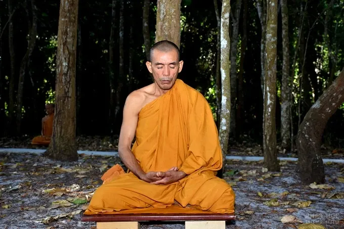 Chùm ảnh khóa tu ngày thứ 3 của Tăng đoàn hệ phái Khất sĩ 12 Chùm ảnh khóa tu ngày thứ 3 của Tăng đoàn hệ phái Khất sĩ image-1732289699844
