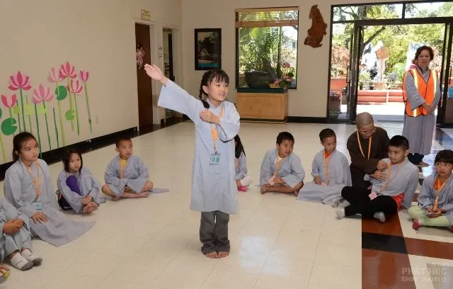 Chùm ảnh Khóa tu thiếu nhi mùa hè 2016 Chùa Đức Viên, San Jose, Mỹ 1 Chùm ảnh Khóa tu thiếu nhi mùa hè 2016 Chùa Đức Viên, San Jose, Mỹ image-1731921586628