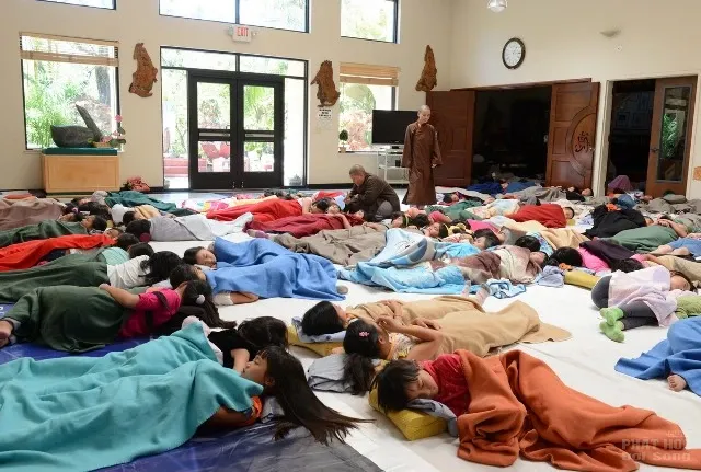 Chùm ảnh Khóa tu thiếu nhi mùa hè 2016 Chùa Đức Viên, San Jose, Mỹ 7 Chùm ảnh Khóa tu thiếu nhi mùa hè 2016 Chùa Đức Viên, San Jose, Mỹ image-1731921592494