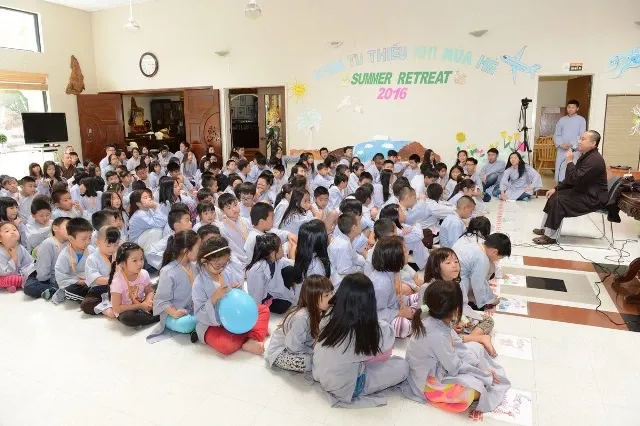 Chùm ảnh Khóa tu thiếu nhi mùa hè 2016 Chùa Đức Viên, San Jose, Mỹ 17 Chùm ảnh Khóa tu thiếu nhi mùa hè 2016 Chùa Đức Viên, San Jose, Mỹ image-1731921598953