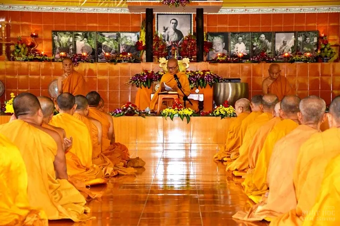 Chùm ảnh khóa tu truyền thống hệ phái Khất sĩ ngày thứ 4 image-1731942905876