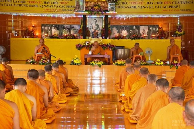 Chùm ảnh khóa tu truyền thống hệ phái Khất sĩ ngày thứ 6 4 Chùm ảnh khóa tu truyền thống hệ phái Khất sĩ ngày thứ 6 image-1731943517132