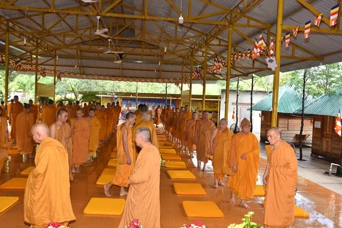 Chùm ảnh khóa tu truyền thống hệ phái Khất sĩ ngày thứ 6 20 Chùm ảnh khóa tu truyền thống hệ phái Khất sĩ ngày thứ 6 image-1731943529473