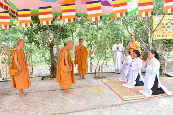 Chùm ảnh khóa tu truyền thống hệ phái Khất sĩ ngày thứ 7 11 Chùm ảnh khóa tu truyền thống hệ phái Khất sĩ ngày thứ 7 image-1731943128329