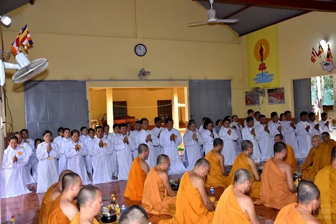 Chùm ảnh khóa tu truyền thống hệ phái Khất sĩ ngày thứ 7 16 Chùm ảnh khóa tu truyền thống hệ phái Khất sĩ ngày thứ 7 image-1731943132196