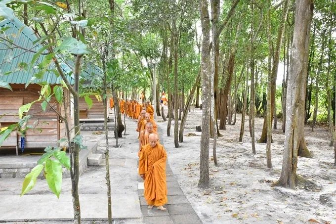 Chùm ảnh khóa tu truyền thống hệ phái Khất sĩ ngày thứ 7 22 Chùm ảnh khóa tu truyền thống hệ phái Khất sĩ ngày thứ 7 image-1731943136906