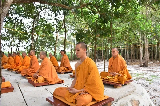 Chùm ảnh khóa tu truyền thống hệ phái Khất sĩ ngày thứ 7 33 Chùm ảnh khóa tu truyền thống hệ phái Khất sĩ ngày thứ 7 image-1731943146345