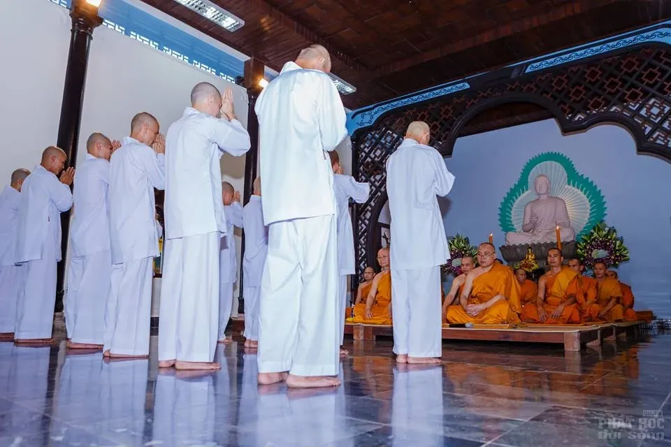 Chùm ảnh thâu nhận đệ tử xuất gia tại Chùa Huyền Không Sơn Thượng image-1732290548052