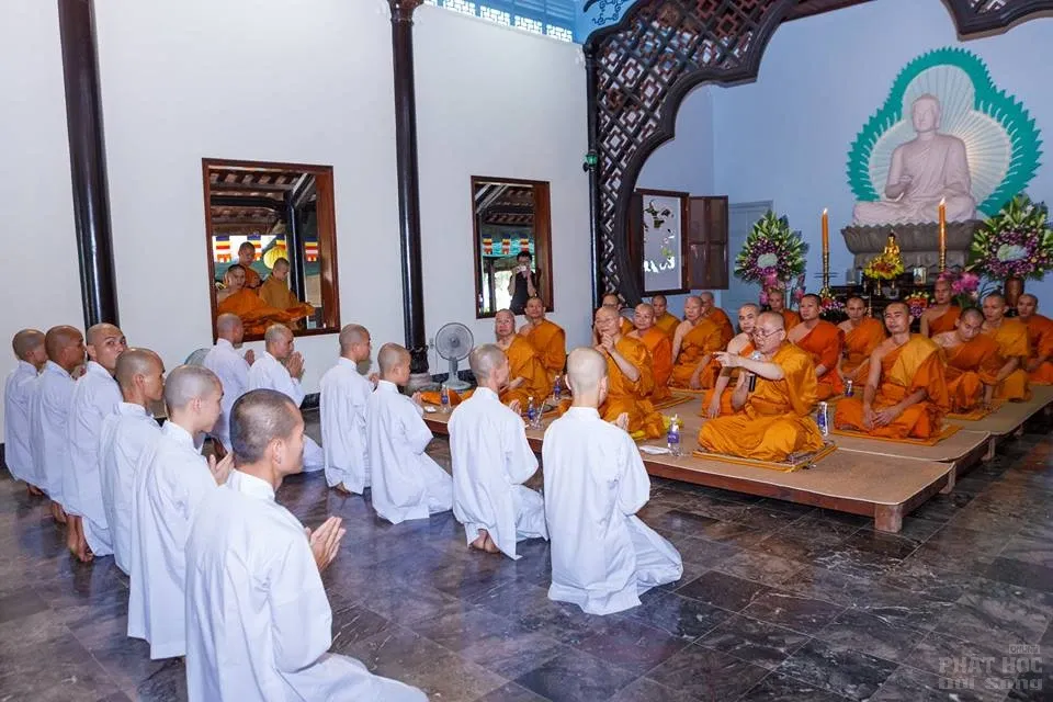 Chùm ảnh thâu nhận đệ tử xuất gia tại Chùa Huyền Không Sơn Thượng image-1732290549082