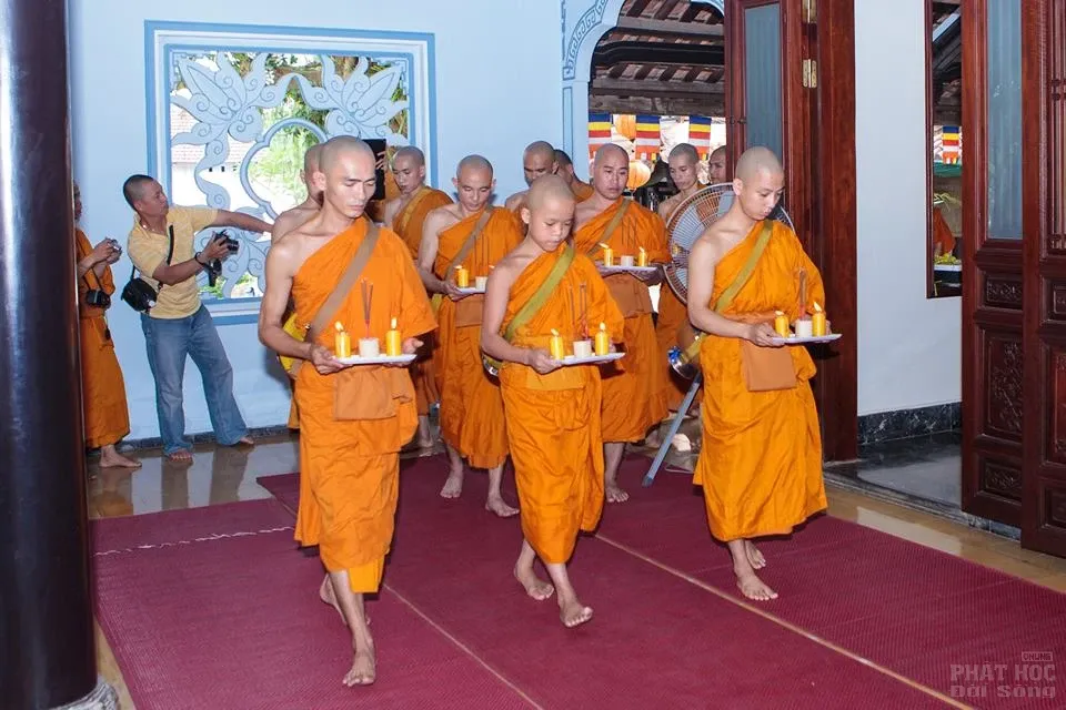 Chùm ảnh thâu nhận đệ tử xuất gia tại Chùa Huyền Không Sơn Thượng image-1732290558006
