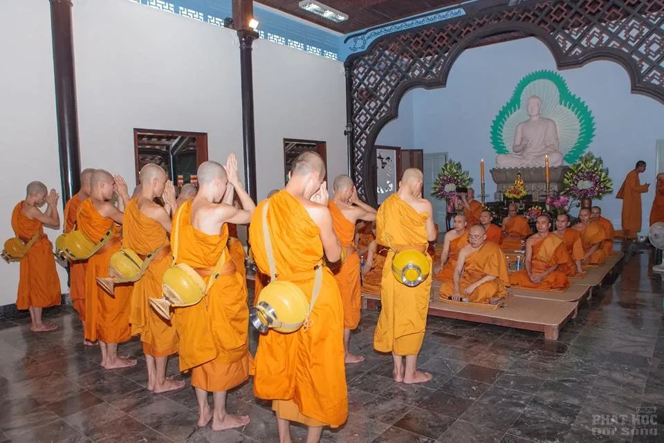 Chùm ảnh thâu nhận đệ tử xuất gia tại Chùa Huyền Không Sơn Thượng image-1732290562005