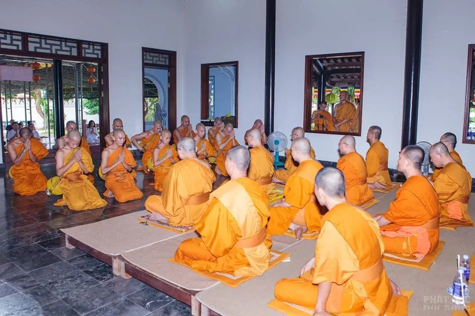 Chùm ảnh thâu nhận đệ tử xuất gia tại Chùa Huyền Không Sơn Thượng image-1732290563011
