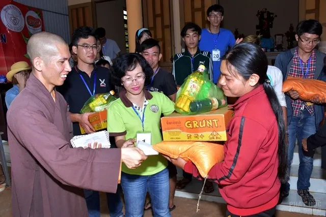 Clb Thiện Duyên tổ chức trung thu và phát quà từ thiện tại Cao Nguyên image-1731940933007