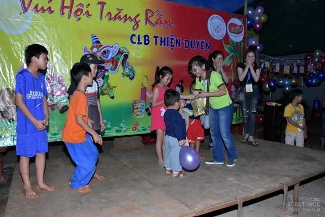 Clb Thiện Duyên tổ chức trung thu và phát quà từ thiện tại Cao Nguyên 3 Clb Thiện Duyên tổ chức trung thu và phát quà từ thiện tại Cao Nguyên image-1731940935119