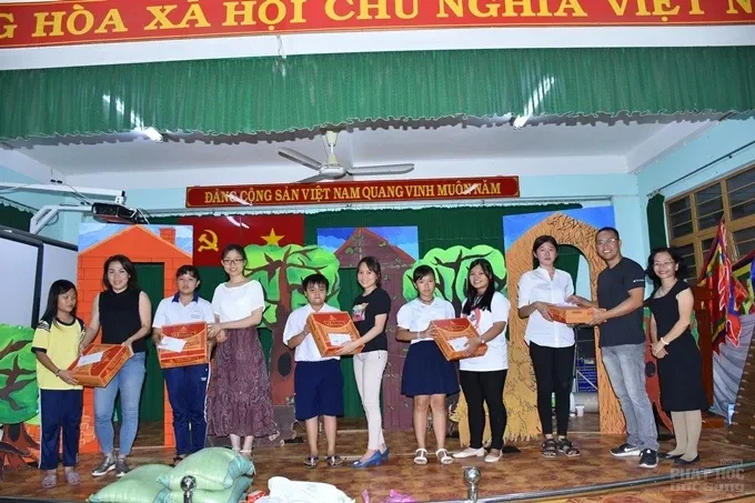 CLB Thiện Duyên tặng quà xuân tại Trà Vinh image-1731943208637