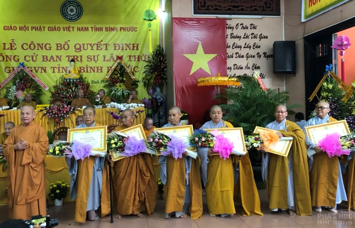 Công bố quyết định công cử Ban Trị sự lâm thời tỉnh Bình Phước 8 Công bố quyết định công cử Ban Trị sự lâm thời tỉnh Bình Phước image-1731942499394