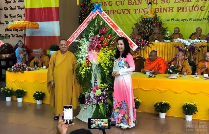 Công bố quyết định công cử Ban Trị sự lâm thời tỉnh Bình Phước 12 Công bố quyết định công cử Ban Trị sự lâm thời tỉnh Bình Phước image-1731942504583