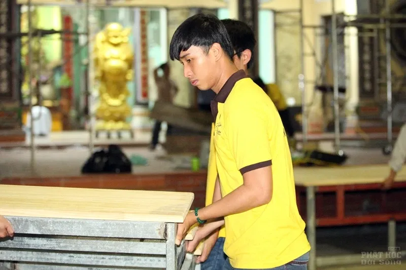 Công tác chuẩn bị tang lễ cố HT. Thích Quang Đạo 12 Công tác chuẩn bị tang lễ cố HT. Thích Quang Đạo image-1731938754173