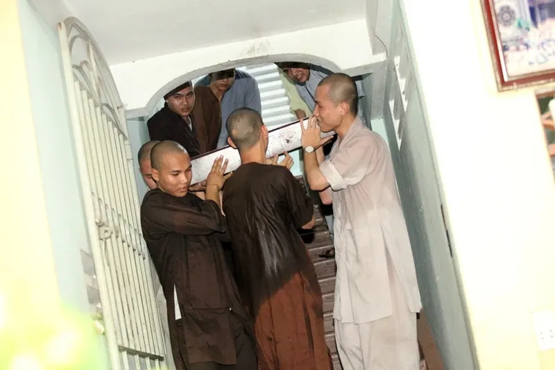 Công tác chuẩn bị tang lễ cố HT. Thích Quang Đạo 14 Công tác chuẩn bị tang lễ cố HT. Thích Quang Đạo image-1731938756115