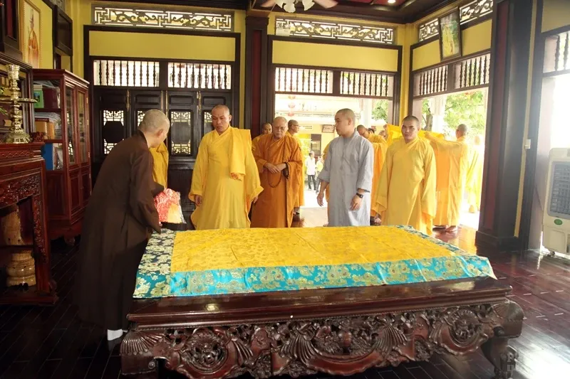 Công tác chuẩn bị tang lễ cố HT. Thích Quang Đạo 18 Công tác chuẩn bị tang lễ cố HT. Thích Quang Đạo image-1731938759392