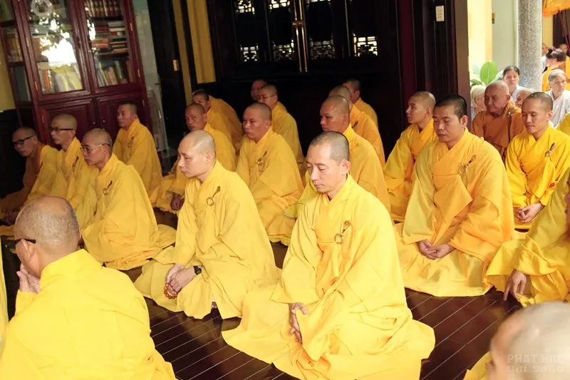 Công tác chuẩn bị tang lễ cố HT. Thích Quang Đạo image-1731938760321