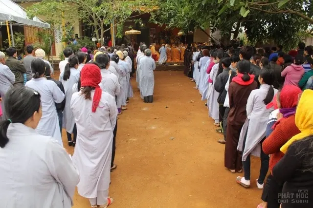 Cung tống kim quan Ni sư Thích Nữ Tịnh Như nhập bảo tháp 5 Cung tống kim quan Ni sư Thích Nữ Tịnh Như nhập bảo tháp image-1732291860304