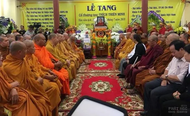 Cung tống kim quan TT.Thích Thiện Minh an táng tại Thiền viện Thiện Minh - Vĩnh Long image-1731945505097