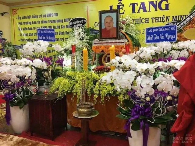 Cung tống kim quan TT.Thích Thiện Minh an táng tại Thiền viện Thiện Minh - Vĩnh Long image-1731945518132