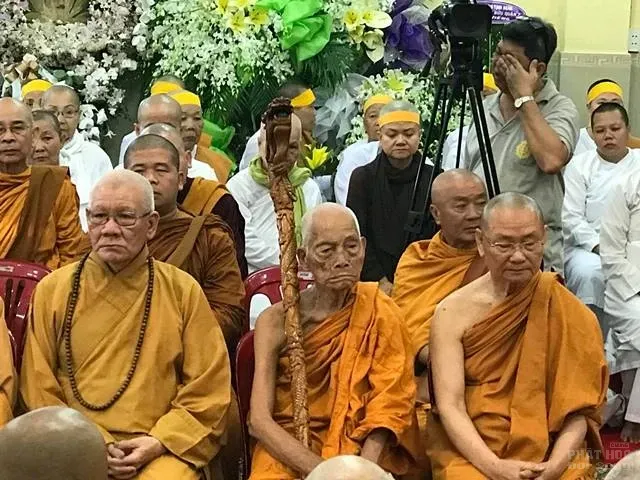 Cung tống kim quan TT.Thích Thiện Minh an táng tại Thiền viện Thiện Minh - Vĩnh Long image-1731945518947