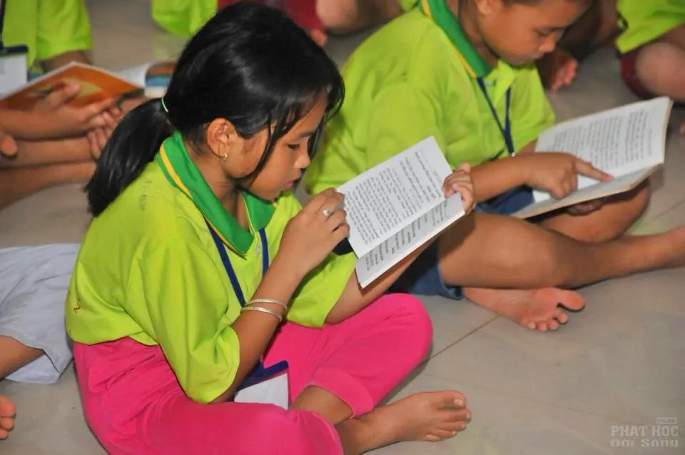 Đại đức Thích Tâm Thanh thuyết giảng tại khóa tu mùa hè chùa Thanh Cảnh image-1731945301712