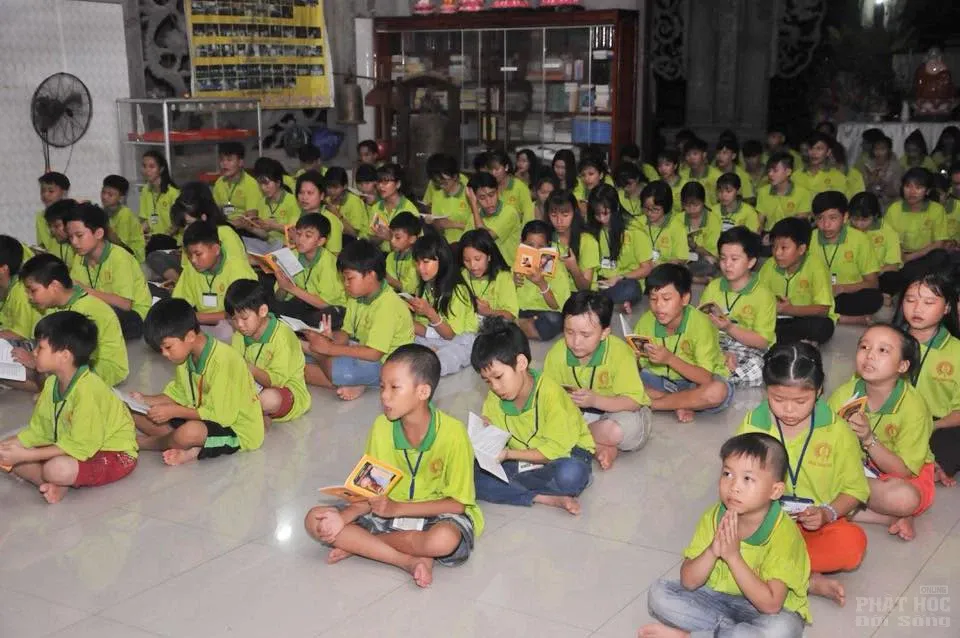 Đại đức Thích Tâm Thanh thuyết giảng tại khóa tu mùa hè chùa Thanh Cảnh image-1731945302869