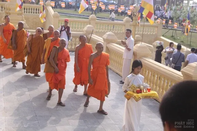 Đại lễ dâng y Kathina trong lòng Phật tử miền Bắc image-1731920077550