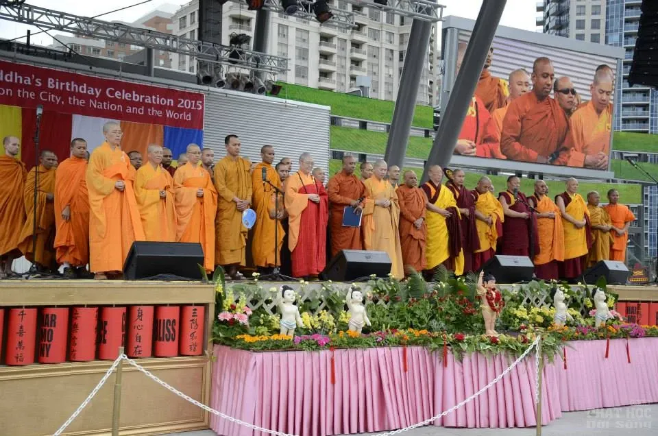 Đại lễ Phật đản - Vesak 2016 tổ chức tại Singapore image-1731726441546