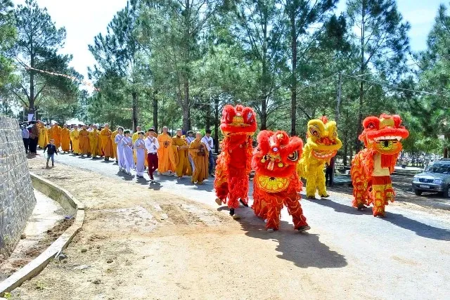 Đại lễ tưởng niệm lần thứ 709 Phật Hoàng Trần Nhân Tông tại Thiền viện Trúc Lâm Đạo Nguyên image-1731941568609