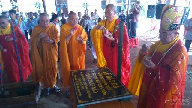 Đăk Lăk: Lễ đặt đá chùa Pháp Bảo 4 Đăk Lăk: Lễ đặt đá chùa Pháp Bảo image-1731726636680
