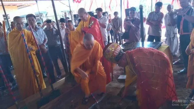 Đăk Lăk: Lễ đặt đá chùa Pháp Bảo 6 Đăk Lăk: Lễ đặt đá chùa Pháp Bảo image-1731726638045