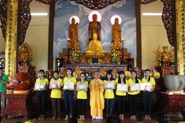 Đăk Nông: Bế mạc khóa tu mùa hè tại Chùa Pháp Hoa 2017 Đăk Nông: Bế mạc khóa tu mùa hè tại Chùa Pháp Hoa 2017 image-1731935627869