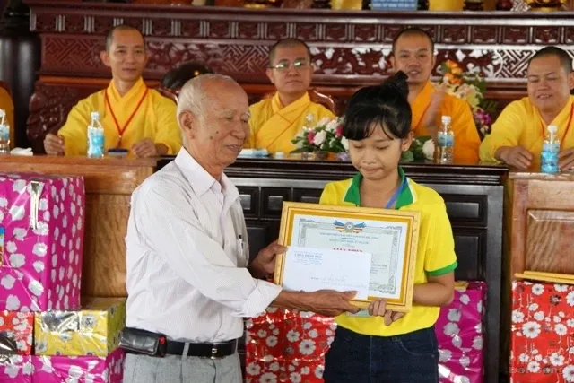 Đăk Nông: Bế mạc khóa tu mùa hè tại Chùa Pháp Hoa 2017 Đăk Nông: Bế mạc khóa tu mùa hè tại Chùa Pháp Hoa 2017 image-1731935628487