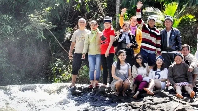 Đăk Nông: Chữa bệnh và tặng quà từ thiện tại Chùa Liên Hoa image-1731942271234