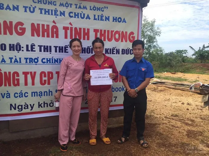 Đăk Nông: Chùa Liên Hoa trao tặng 4 căn nhà tình thương Đăk Nông: Chùa Liên Hoa trao tặng 4 căn nhà tình thương image-1731941588667