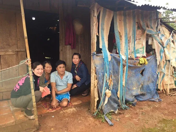 Đăk Nông: Chùa Liên Hoa trao tặng 4 căn nhà tình thương Đăk Nông: Chùa Liên Hoa trao tặng 4 căn nhà tình thương image-1731941596710