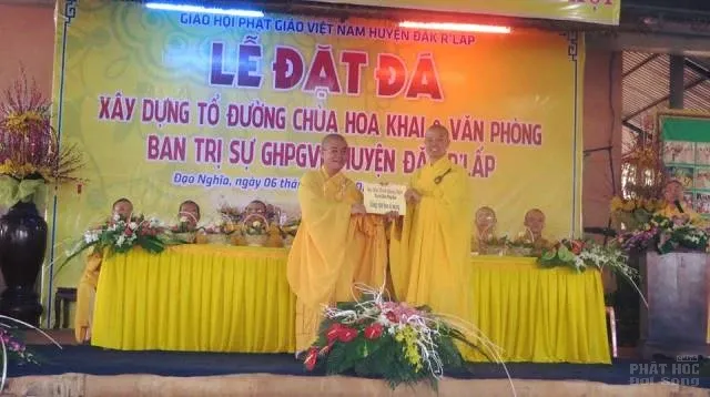 Đăk Nông: Húy kỵ lần thứ 53 cố TT Thích Thông Tịnh - đặt đá xây dựng nhà Tổ chùa Hoa Khai image-1731936798981