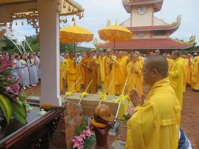 Đăk Nông: Húy kỵ lần thứ 53 cố TT Thích Thông Tịnh - đặt đá xây dựng nhà Tổ chùa Hoa Khai 1 Đăk Nông: Húy kỵ lần thứ 53 cố TT Thích Thông Tịnh - đặt đá xây dựng nhà Tổ chùa Hoa Khai image-1731936800549