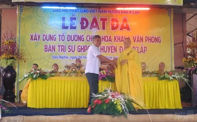 Đăk Nông: Húy kỵ lần thứ 53 cố TT Thích Thông Tịnh - đặt đá xây dựng nhà Tổ chùa Hoa Khai image-1731936802105