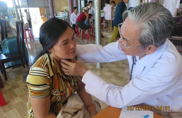 Đăk Nông: Khám bệnh, phát thuốc miễn phí cho 700 bệnh nhân 7 Đăk Nông: Khám bệnh, phát thuốc miễn phí cho 700 bệnh nhân image-1731938941670